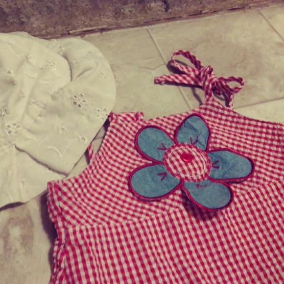 The cutest little summer outfit! - Picture 2 of 5